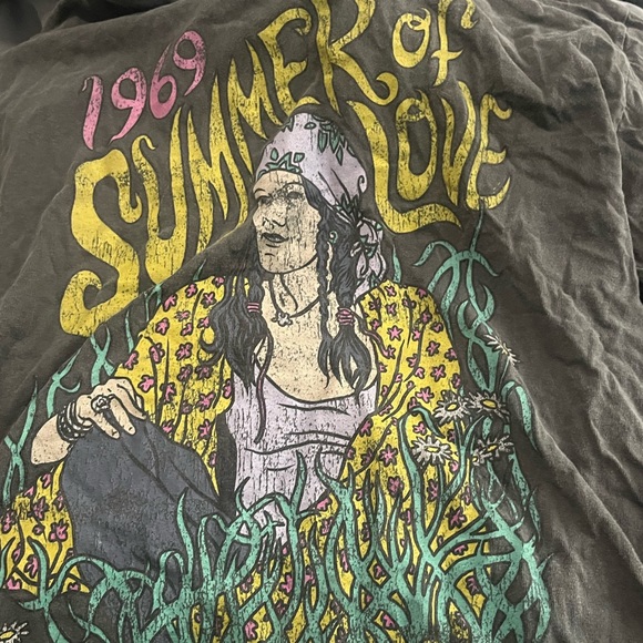 SOLD!! Woodstock OverSized T-Shirt! - Picture 3 of 4